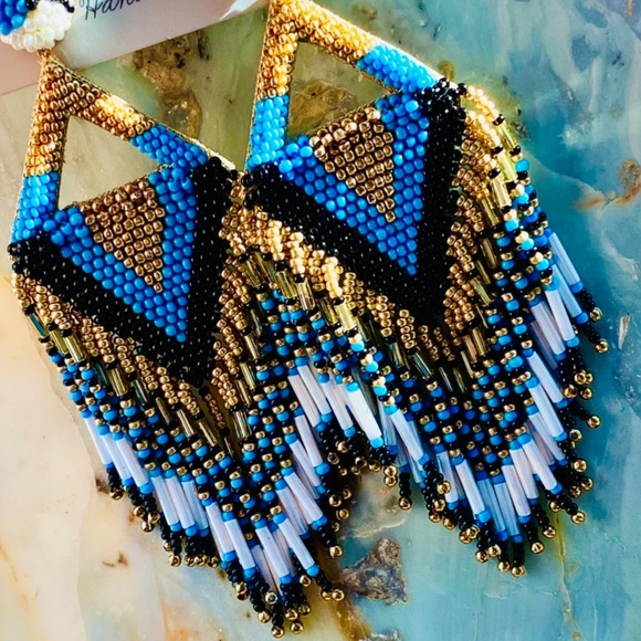 🌺🎉HP🎉🌺 NWT Deepa Gurnani Luxe Beaded Diamond Chandeliers - Picture 4 of 16